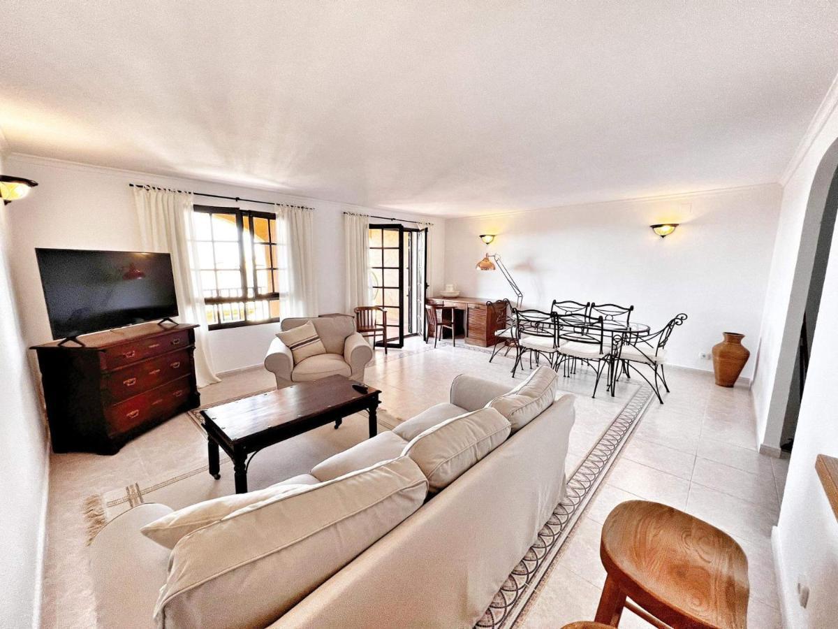 Luxury Apartments Mascarat Алтеа Екстер'єр фото